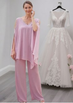 Two-Piece Chiffon Mother of the Bride Pantsuit with V Neck and Split Sleeves Two-Piece Chiffon Mother of the Bride Pantsuit with V Neck and Split Sleeves