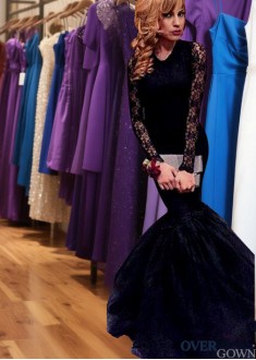 Sexy Lace Mermaid Evening Dress with Long Sleeves and Scoop Neckline