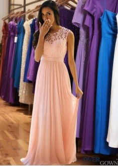 Pink Chiffon Scoop Neck Floor-Length Prom Dresses with Applique