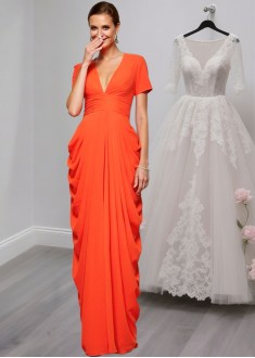 Chiffon V-Neck Floor-Length Mother of the Bride Evening Dress with Pleats