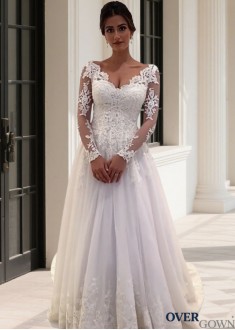 Elegant Lace-Up Back Long Sleeve Tulle Ball Gown Wedding Dress with Court Train Elegant Lace-Up Back Long Sleeve Tulle Ball Gown Wedding Dress with Court Train