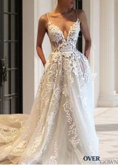 Sleeveless Tulle Wedding Dress with Natural Waistline