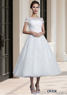 Short Sleeve A-Line Bridal Dress with Scoop Neck