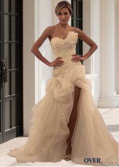 Beach Wedding Gown with Sweetheart Neckline – Organza Sweep Train Dress