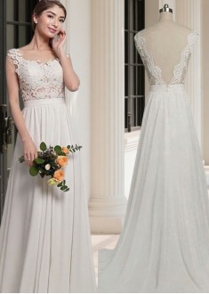 Elegant Chiffon Beach Wedding Dress with Scoop Neck and A-Line Silhouette