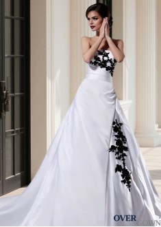 Beaded Applique Princess Wedding Dress Chapel Train