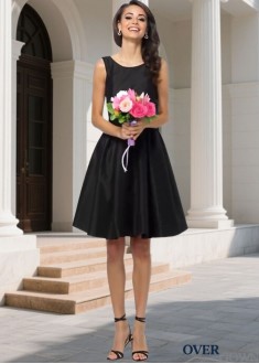 Elegant Bateau Neck Taffeta Bridesmaid Dress – Sleeveless A-Line Knee Length Gown