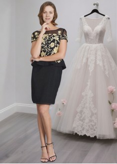 Chiffon Scoop Neck Knee-Length Mother of the Bride Dress with Applique