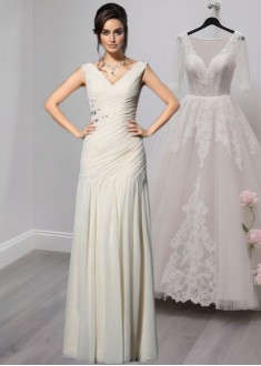 Sleeveless V-Neck Chiffon Mother of the Bride Dress with Beading and Appliques