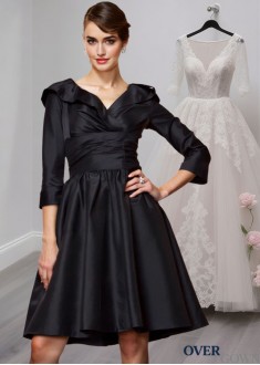 Short Taffeta V-Neck A-Line Mother of the Bride Dress with 3/4 Sleeves