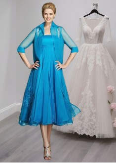 Elegant Strapless Organza Knee-Length Mother of the Bride Dress with Applique