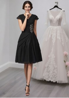 V-Neck Chiffon A-Line Sleeveless Mother of the Bride Dress with Beading V-Neck Chiffon A-Line Sleeveless Mother of the Bride Dress with Beading