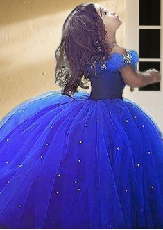 Off-Shoulder Tulle Ball Gown Flower Girl Dress with Crystals Embellishment
