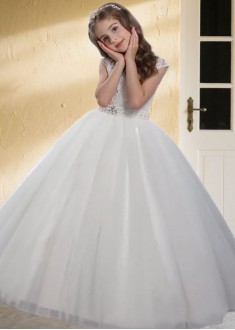 Tulle Ball Gown Sleeveless Floor-Length Flower Girl Dress with Beading