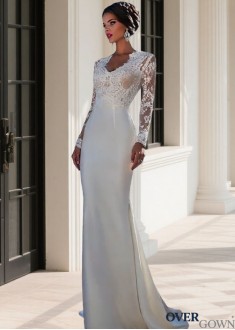 Long Sleeve Mermaid Bridal Gown Sweep Train