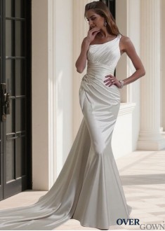 Elegant One Shoulder Stretch Satin Beach Wedding Dress with Sweep Train