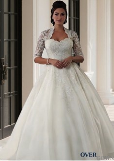 3/4 Sleeve Plus Size Chapel Train Bridal Gown
