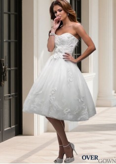 Knee-Length A-Line Wedding Gown Natural Waist Sweetheart