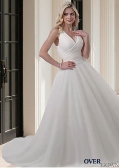 Plus Size Tulle Ball Gown Wedding Dress – Sleeveless Bridal Dress