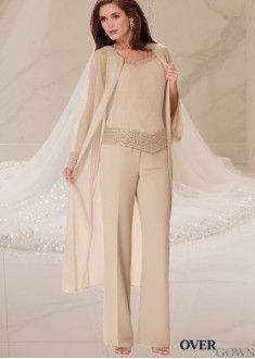 Elegant Champagne Chiffon Mother of the Bride Pantsuits with Beading