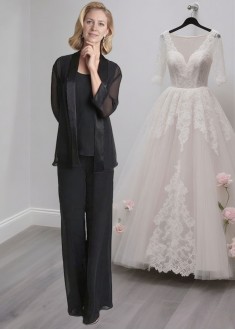 Black Three-Piece Mother of the Bride Pantsuits with Sleeves Black Three-Piece Mother of the Bride Pantsuits with Sleeves