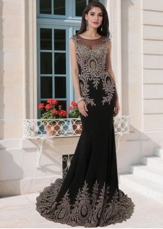 Elegant Black Tulle Mother of the Bride Dress – Scoop Neck Mermaid Gown with Cap Sleeves