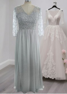 Gray V-Neck Mother of the Bride Dress – A Line Gown in Tulle and Sleeves