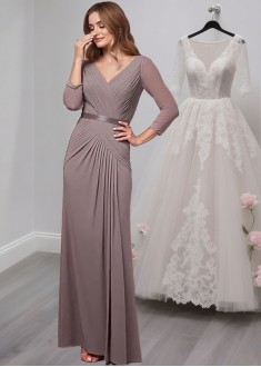 Full-Length Chiffon Mother of the Bride Dress with 3/4 Sleeves and Ruched
