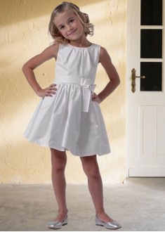 Elegant White A-Line Knee Length Flower Girl Dress – Perfect for Weddings