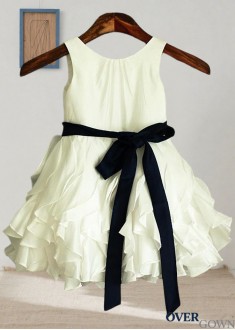 Knee-Length White Taffeta Flower Girl Ball Gown Dress for Special Occasions