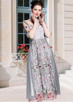 Elegant Embroidery Women Party Dress – A Line Gown with Half Sleeves